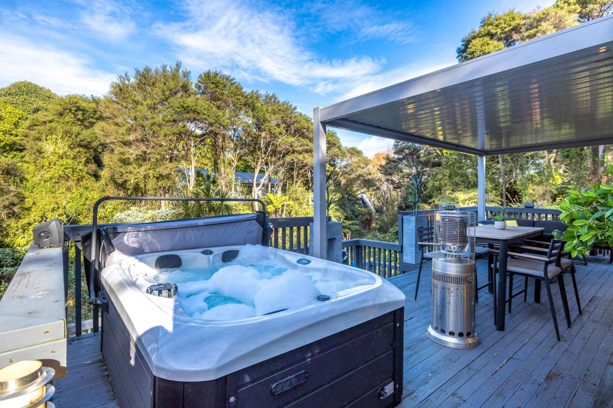 Island Sanctuary - Waiheke Holiday Home Ostend Екстер'єр фото